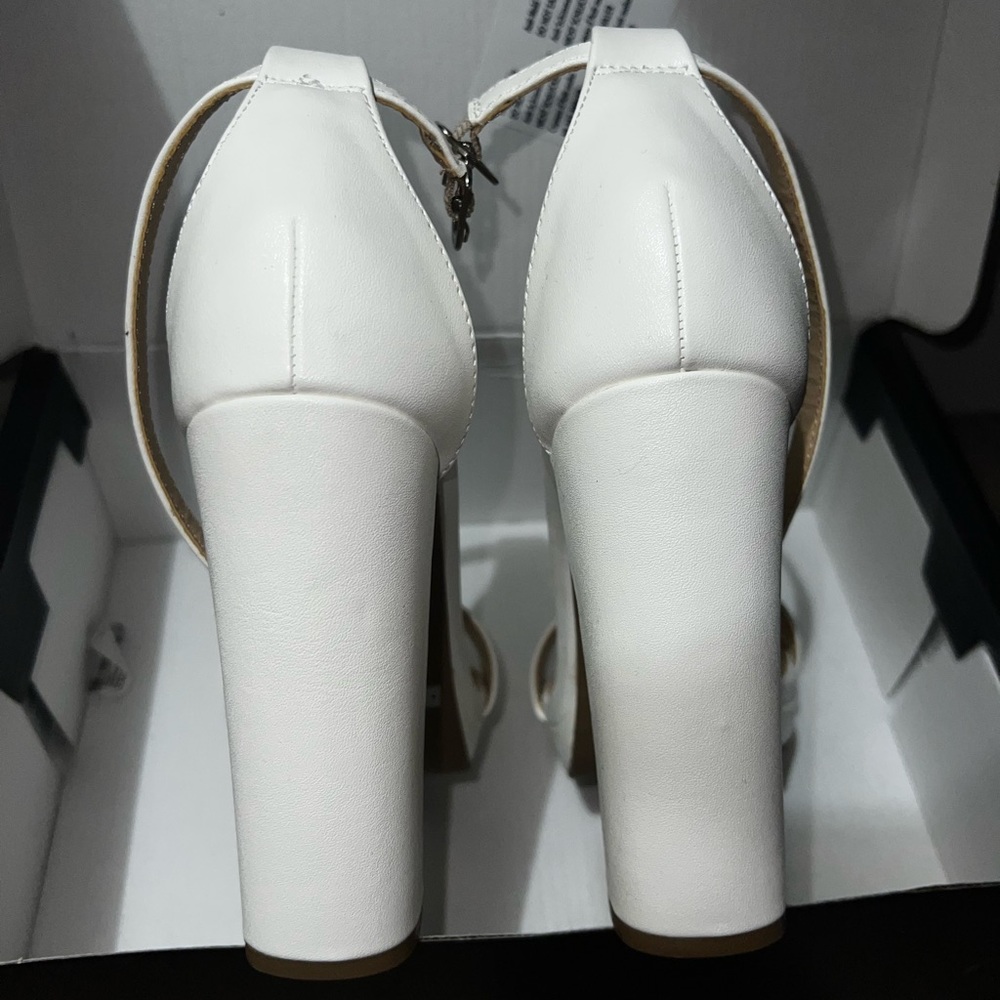 White platform! - Picture 6 of 9